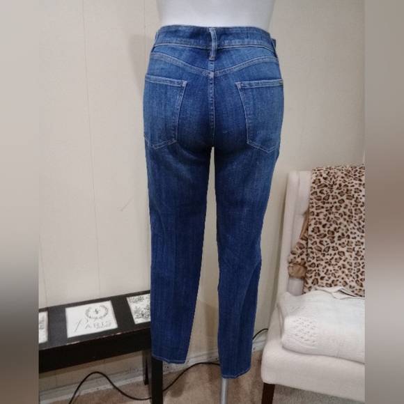 White House Black Market Woman Dark Wash Tapered Leg Denim High Rise Skinny Jean - Picture 4 of 13